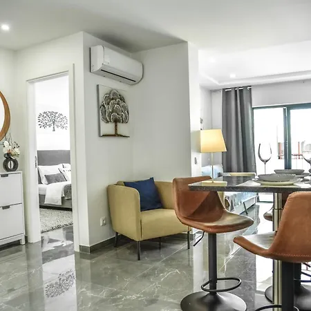 Lovely Cruzeiro Da Rocha. Pets Welcome *