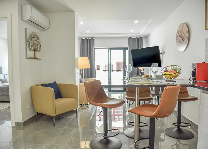 Lovely Cruzeiro Da Rocha