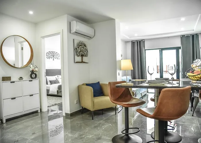 Lovely Cruzeiro Da Rocha *